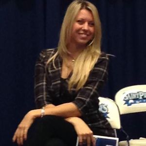 Meet your Posher, Julia